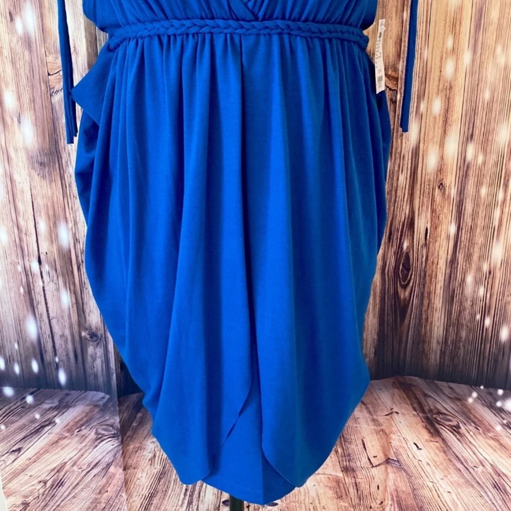 Charlotte Russe Dress - Picture 4 of 6